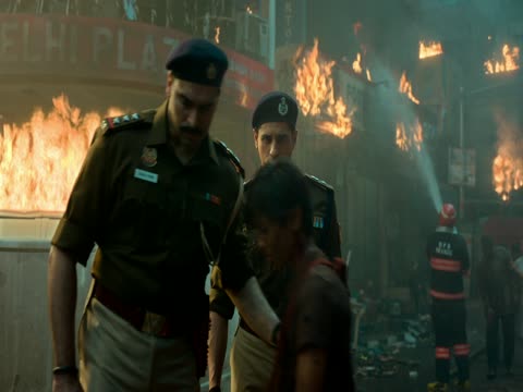 Indian Police Force 2024 S1Ep1 Delhi Police Raising Day Episode 1 Hindi thumb